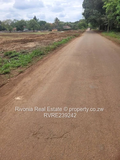 Old Marlborough 800- 1000sqm stands 