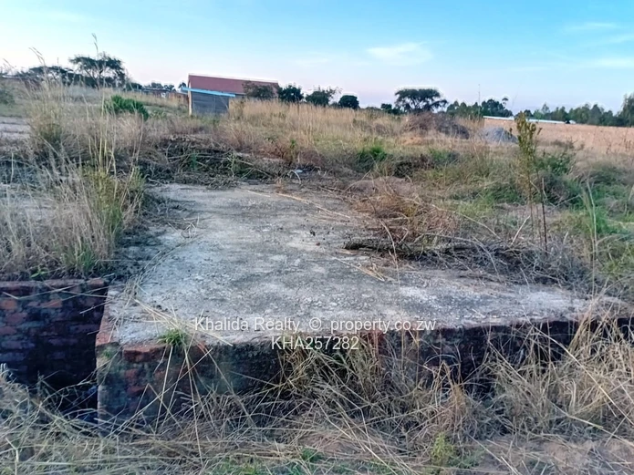 Land for Sale in Chirefu on Slab level, Marondera  (Sole Mandate)