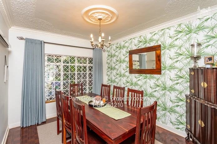 Four-Bedroom Duplex Townhouse in a Secure Complex (Sole Mandate)