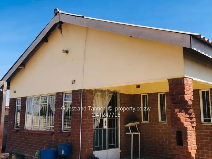 Income Generating 4 Bed House in Unit L, Chitungwiza
