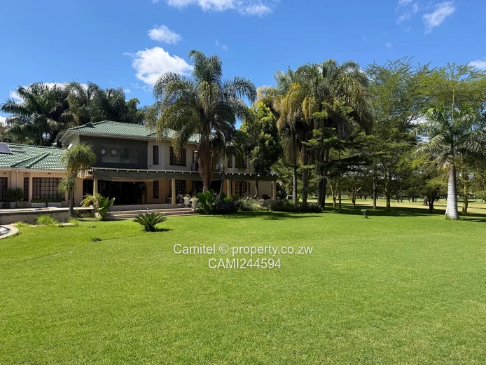 Borrowdale Brooke inside the boom 4-Bed Home with Pool, Covered Patio & Borehole (Sole Mandate)