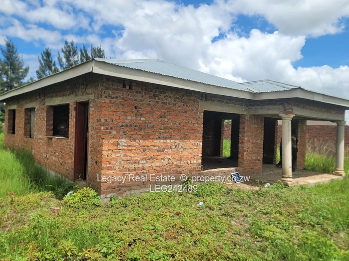 Sandton Phase 4 Stand with Cottage Structure