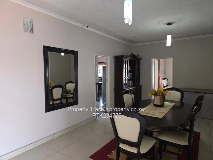 Neat and idyllic family home