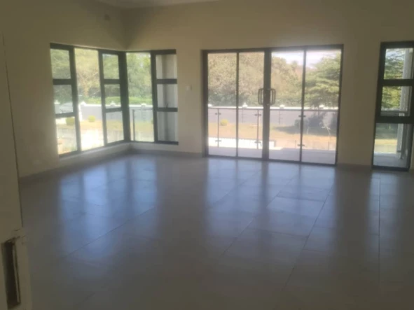 5 Bedroom Garden Flat