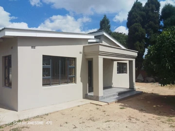 Stunning 3-Bed Townhouse in Waterfalls, Harare.