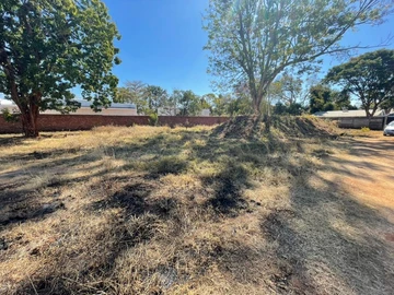 Commercial & Industrial Land