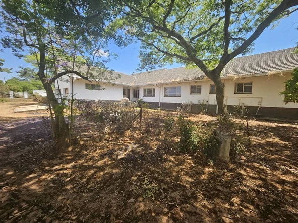 5 Bedroom House