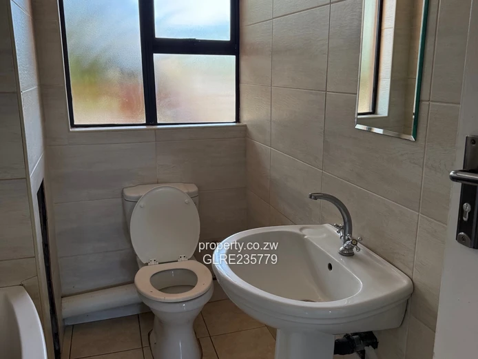 Fully furnished apartment, very close to the CBD 