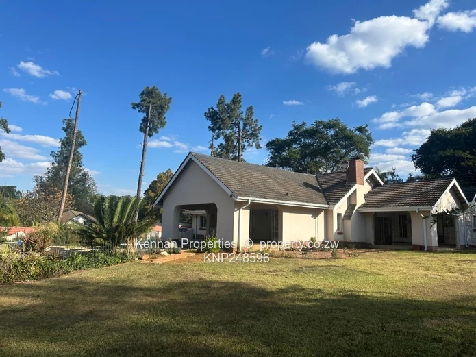 Comfortable home with attached Granny Flat/guest wing