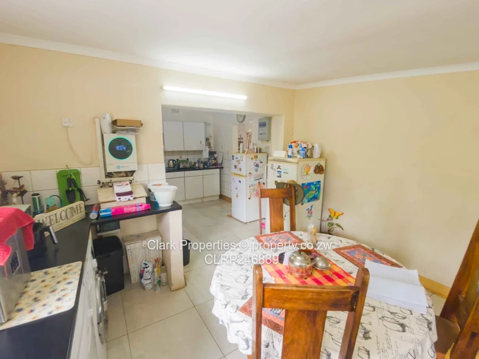 Secure Family Living On 3,279sqm (Sole Mandate)