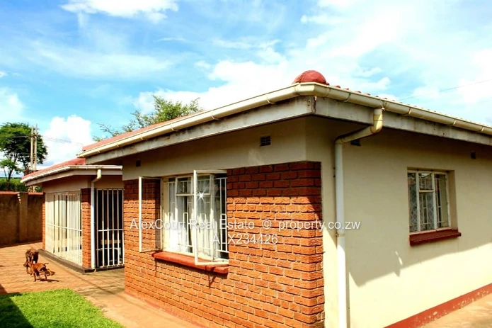 Big & Spacious 5 Bed House For Sale!