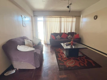 2 Bedroom Flat & Apartment