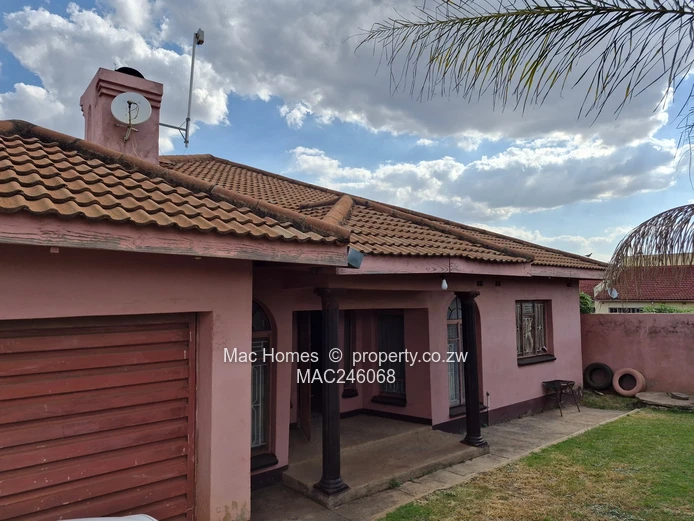 Tynwald Lenana park -house for sale 67k