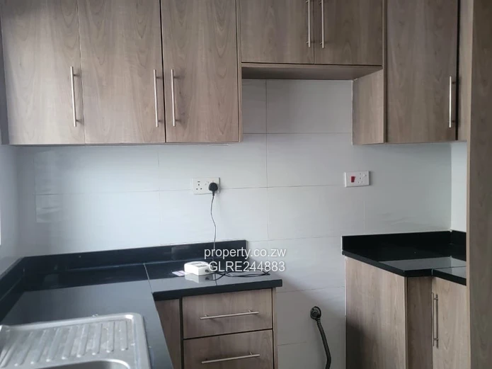 Freshly Renovated 3-Bed with Borehole in Madokero