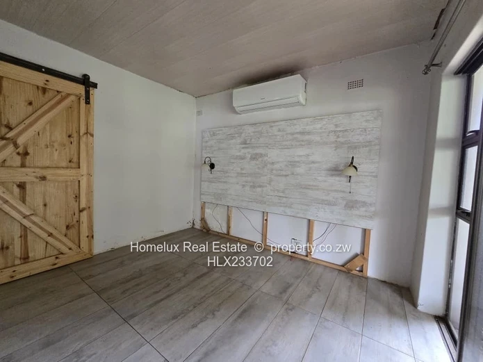 Elegant Eastlea 5-Bedroom Family Home with Separate Cottage |