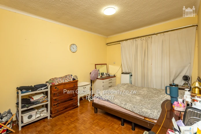 Charming 3 Bedroom Cottage/Garden Flat for Sale (Sole Mandate)