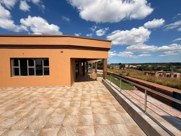 8 Bedroom House