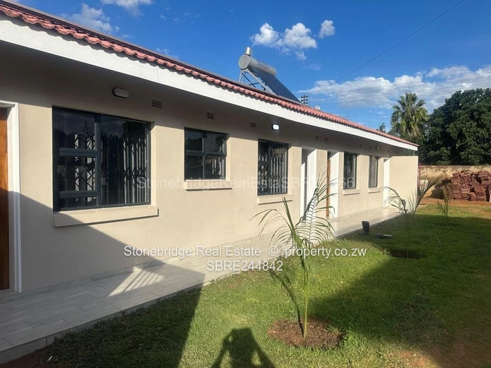 Kumalo Studio apartments to rent- ZITF Accomodation