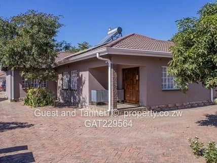 4-Bedroom House for Sale in Chadcombe – 822sqm with Title Deed