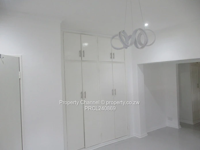 3 Bedroom apartment for rent in Chisispiti