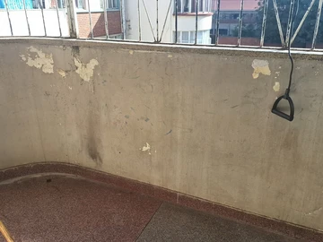 2 Bedroom Flat & Apartment