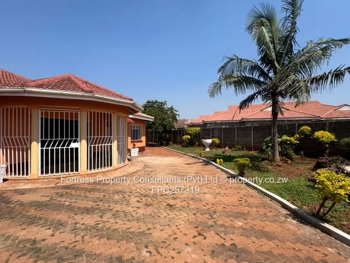 5-Bed House for Rent in Westgate