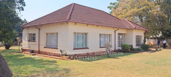 House for sale in Eastlea 