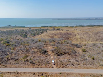 Commercial & Industrial Land