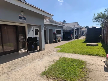 2 Unit Townhouse Complex