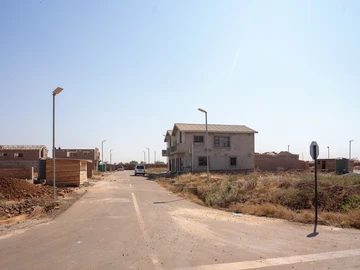 Stands & Residential Land