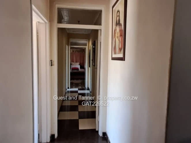 Elegant 3-Bedroom Home for Sale in Avonlea – Title Deeds, Borehole, Pool, Near Harare CBD