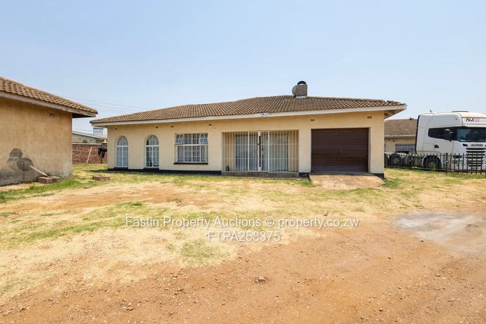 Cluster House For Online Auction - Starts 9 Nov 26 (Sole Mandate)