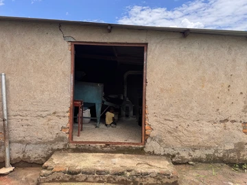 Farm & Agricultural Land