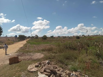 Commercial & Industrial Land