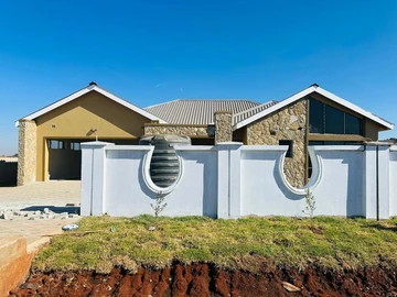 Pamona Nyerenzi 5 bedroomed house for Rent 