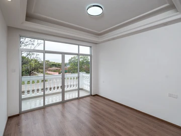 18 Unit Townhouse Complex