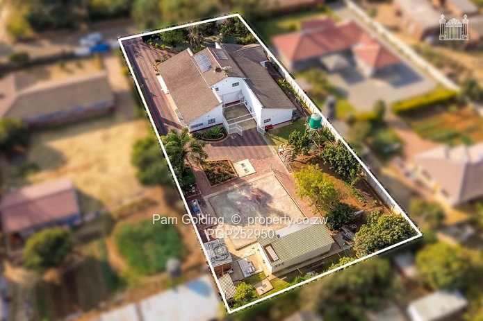 Spacious 6-Bedroom Double-Storey Home in Twin Lakes, Norton (Sole Mandate)