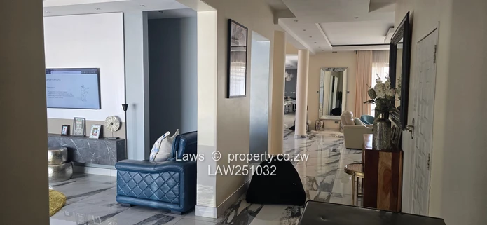 Upscale Family Living in Mount Pleasant Heights