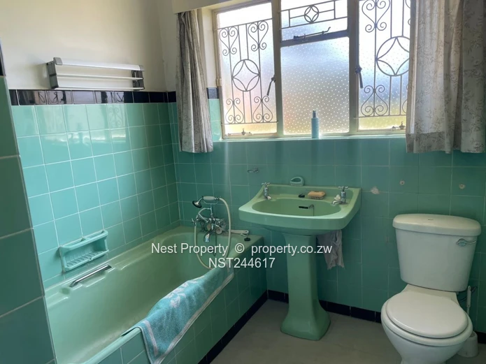 Milton Park 3-Bed with Verandah, Garden & Garage