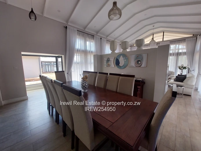 Helensvale 4 Bedroom Home in a Secure Gated Community