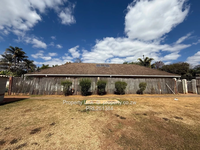 PRIME 4677m²  RIDGEWAY SOUTH LOCATION