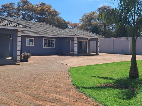 5 Bedroom House