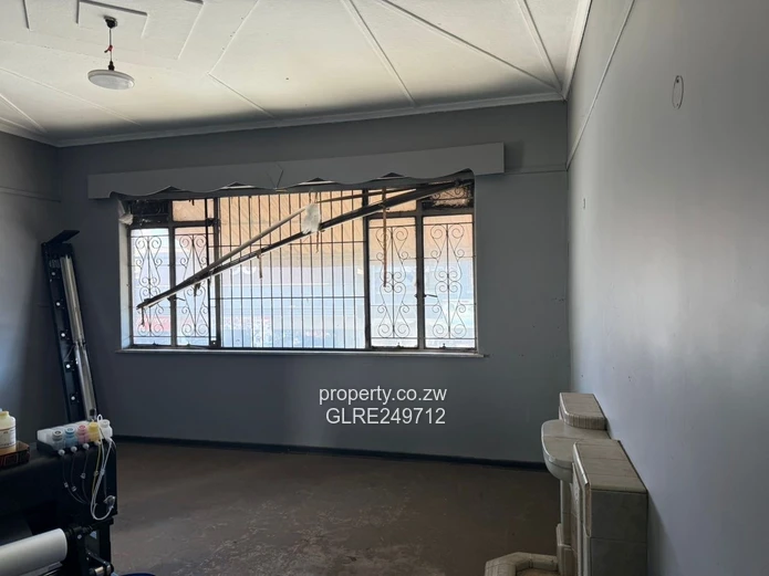 Harare CBD Office: 3 Rooms, Reception & Loading Bay