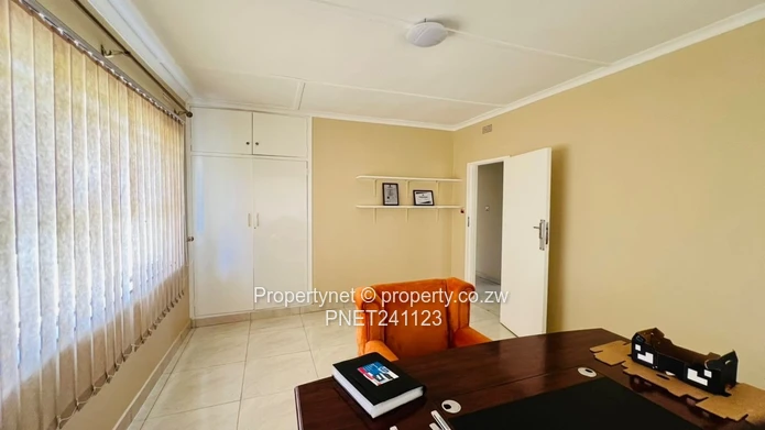 Well appointed family home.