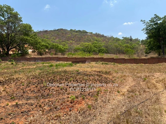 Prime 3,400ha plot in Umwinsidale — Tarred Access