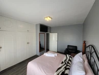 3 Bedroom Flat & Apartment