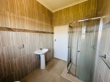 3 Bedroom Cottage