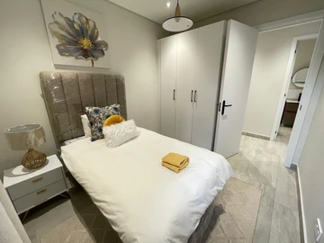 3 Bedroom Flat & Apartment