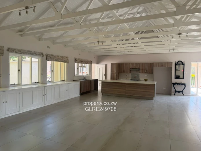 Borrowdale Brooke: 3-Bed Home with Pool & Borehole