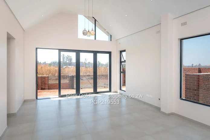 Modern, Luxury 4 Bedroomed Home in the New Up and Coming Area of Pomona  (Sole Mandate)